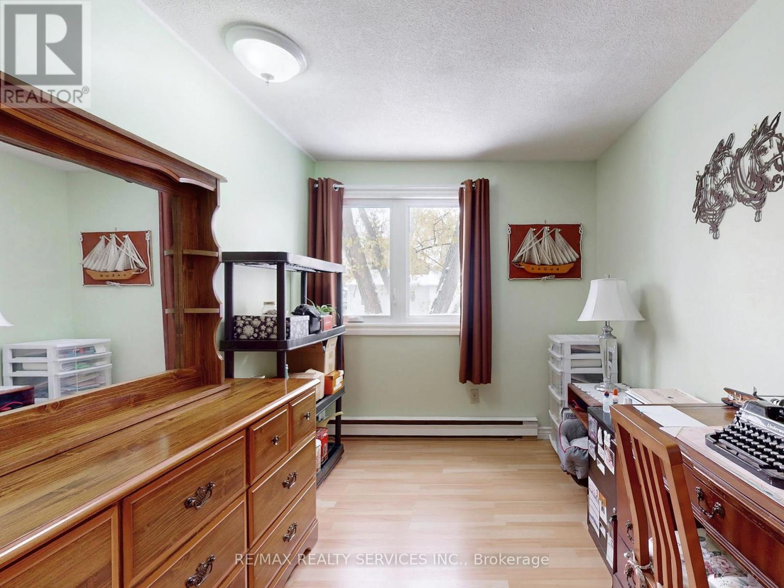 2 Grove Park Square, Brampton, Ontario  L6S 2K3 - Photo 26 - W12531688