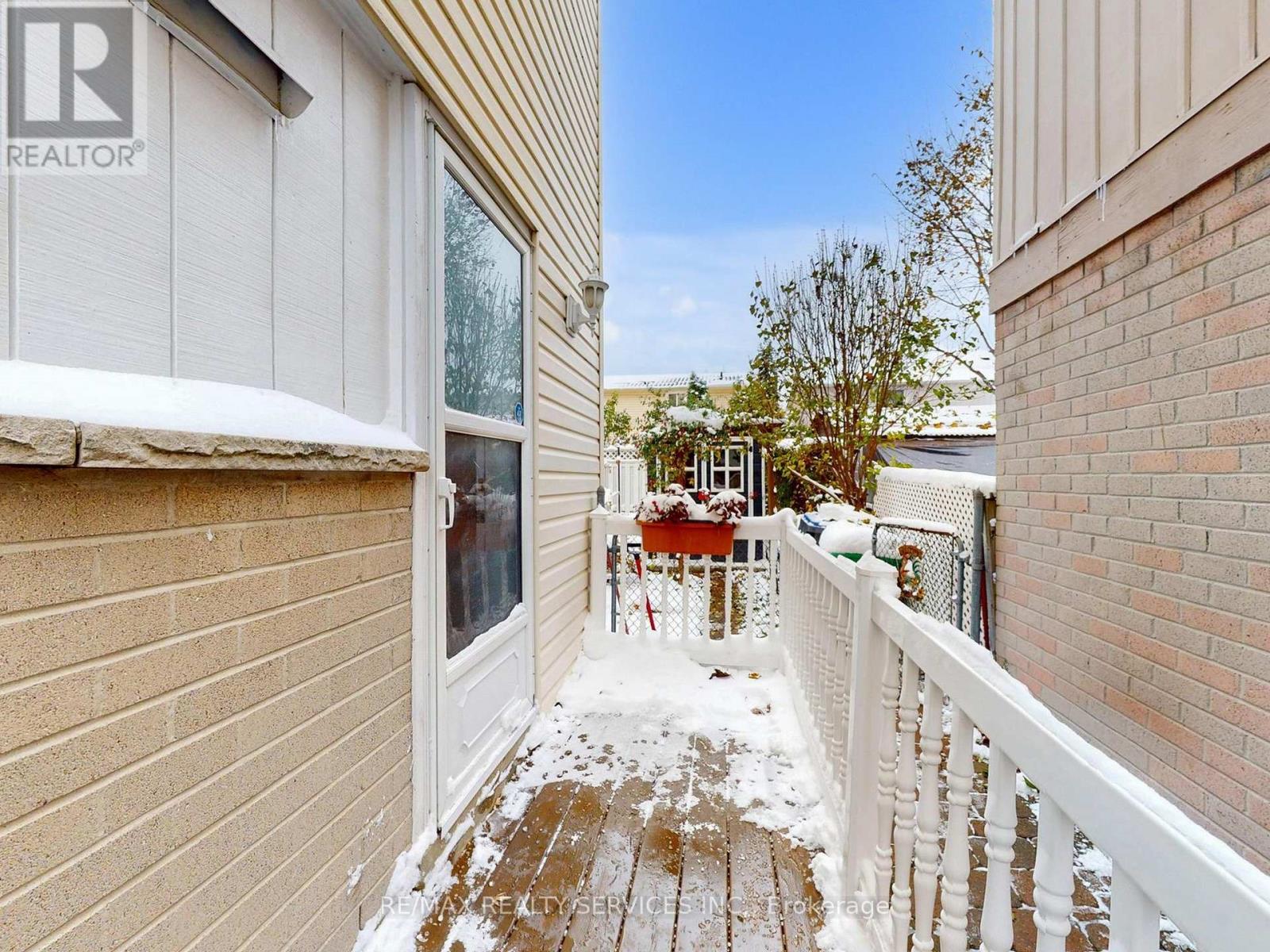 2 Grove Park Square, Brampton, Ontario  L6S 2K3 - Photo 42 - W12531688