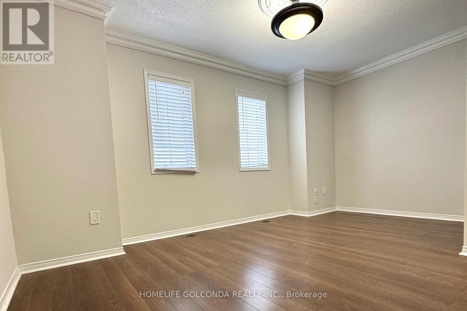 55 - 601 Shoreline Drive, Mississauga, Ontario  L5B 4K2 - Photo 10 - W12531704