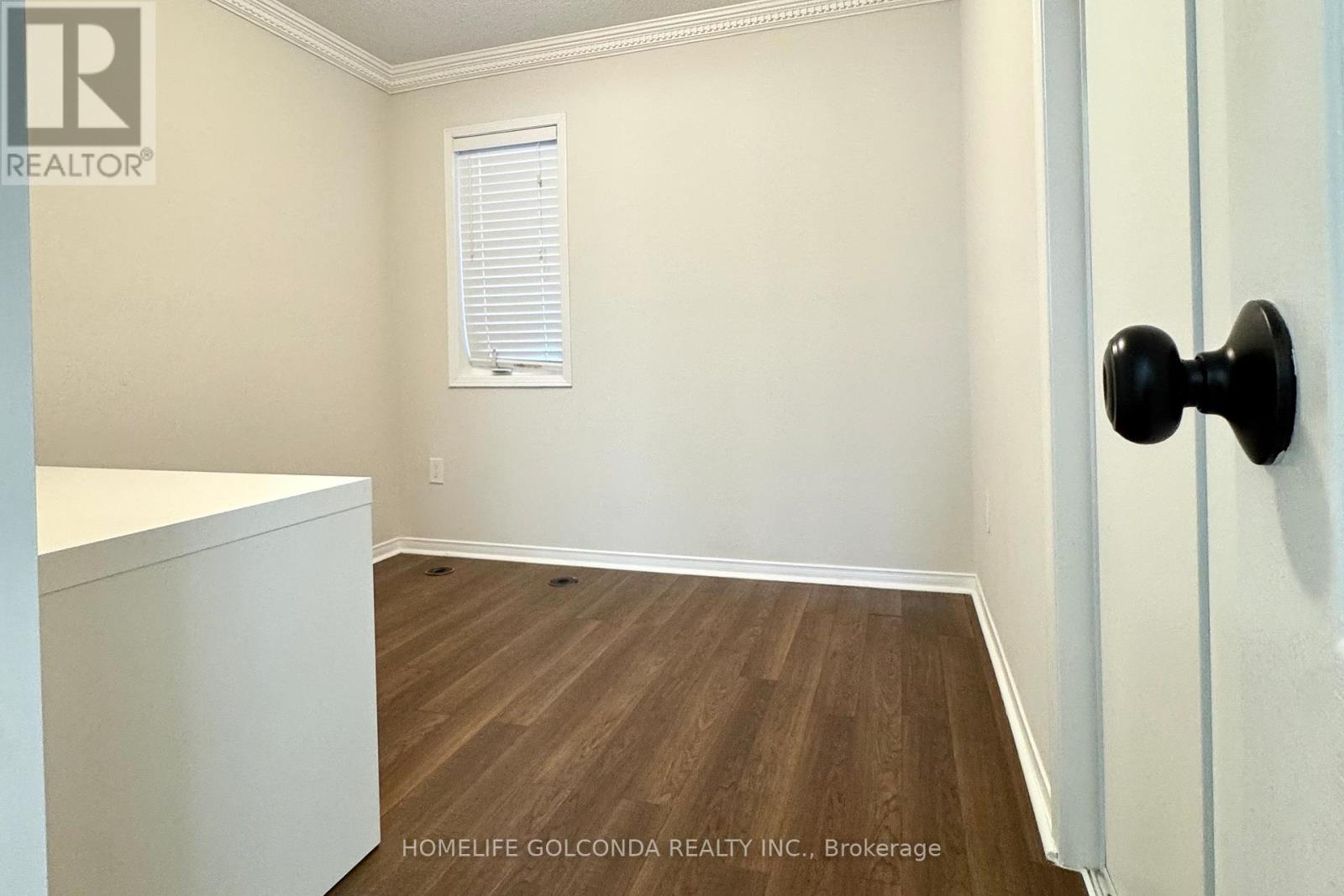 55 - 601 Shoreline Drive, Mississauga, Ontario  L5B 4K2 - Photo 12 - W12531704