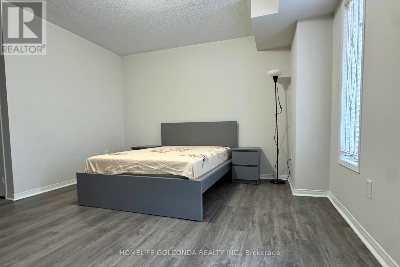 55 - 601 Shoreline Drive, Mississauga, Ontario  L5B 4K2 - Photo 17 - W12531704