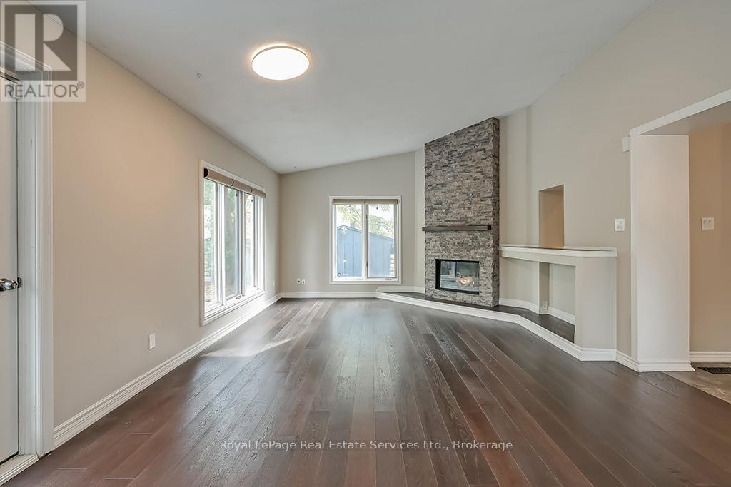 411 Trafalgar Road, Oakville, Ontario  L6J 3H8 - Photo 12 - W12531732