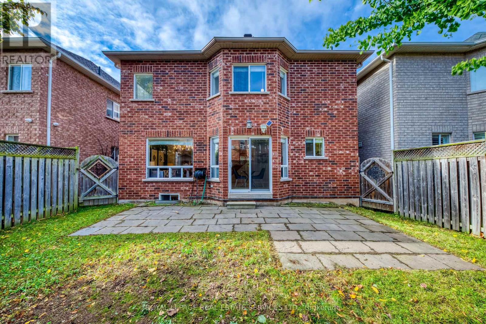 2151 Orchard Road, Burlington, Ontario  L7L 7K6 - Photo 39 - W12477634