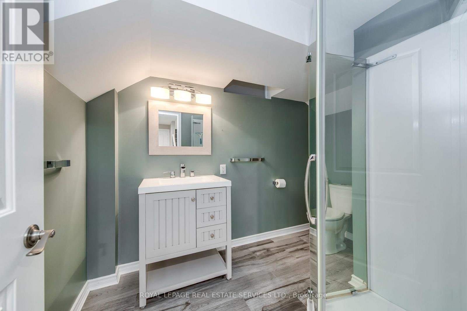 2151 Orchard Road, Burlington, Ontario  L7L 7K6 - Photo 38 - W12477634