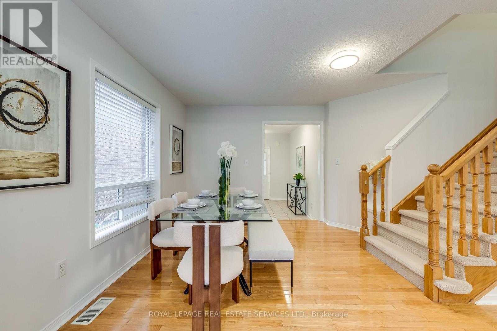 2151 Orchard Road, Burlington, Ontario  L7L 7K6 - Photo 9 - W12477634