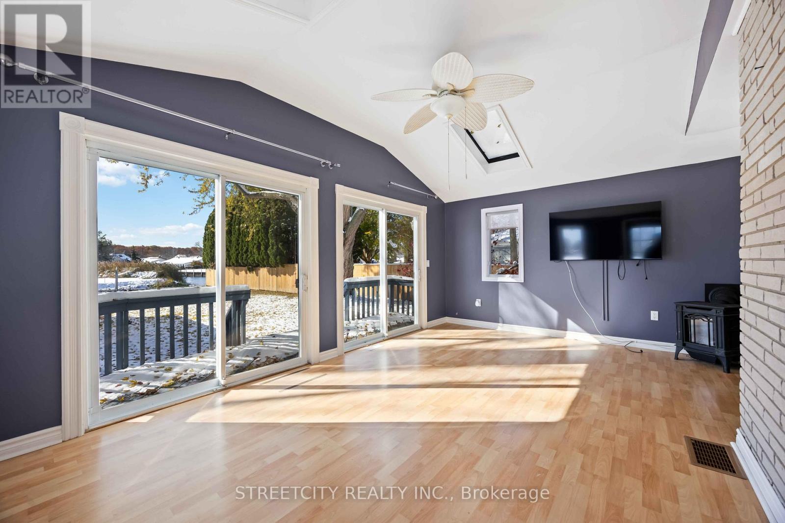 4767 St. Clair Parkway, St. Clair, Ontario  N0P 2B0 - Photo 11 - X12529084