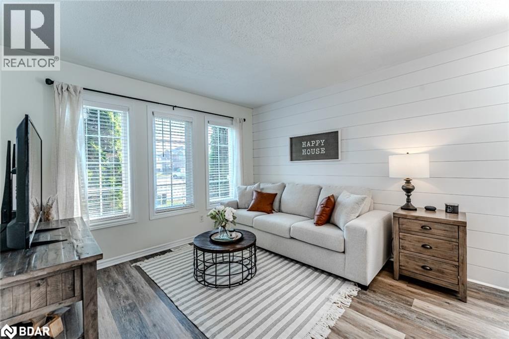 14 Regina Road, Barrie, Ontario  L4M 7J1 - Photo 4 - 40787350