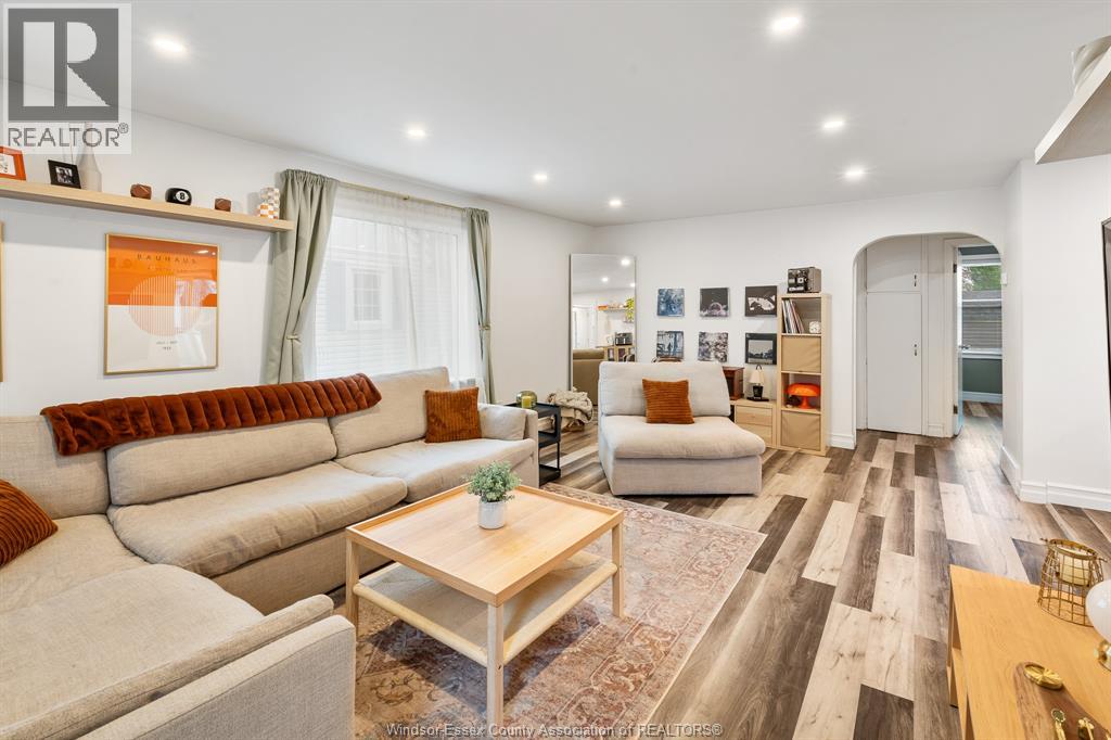 239 Lansdowne Avenue, Kingsville, Ontario  N9Y 1S7 - Photo 4 - 25028526