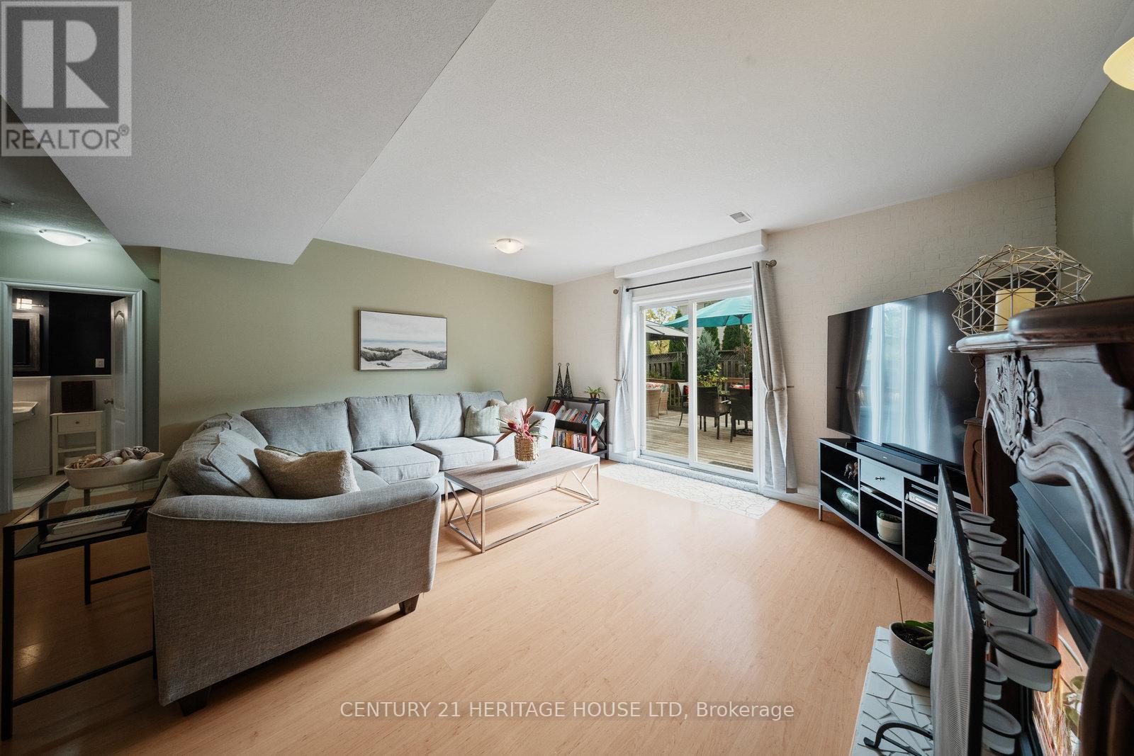 43 Idlewilde Lane, Hamilton, Ontario  L0R 1W0 - Photo 17 - X12531682