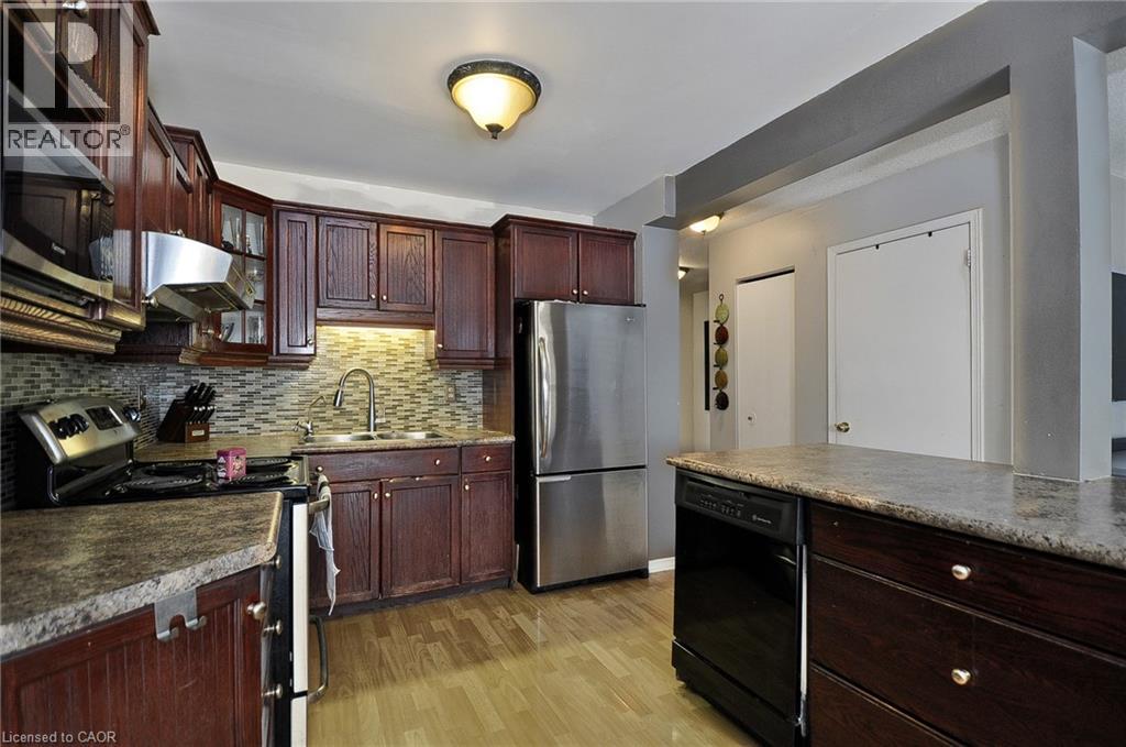 137 N Chestnut Street N, Cambridge, Ontario  N3H 2J9 - Photo 6 - 40787185