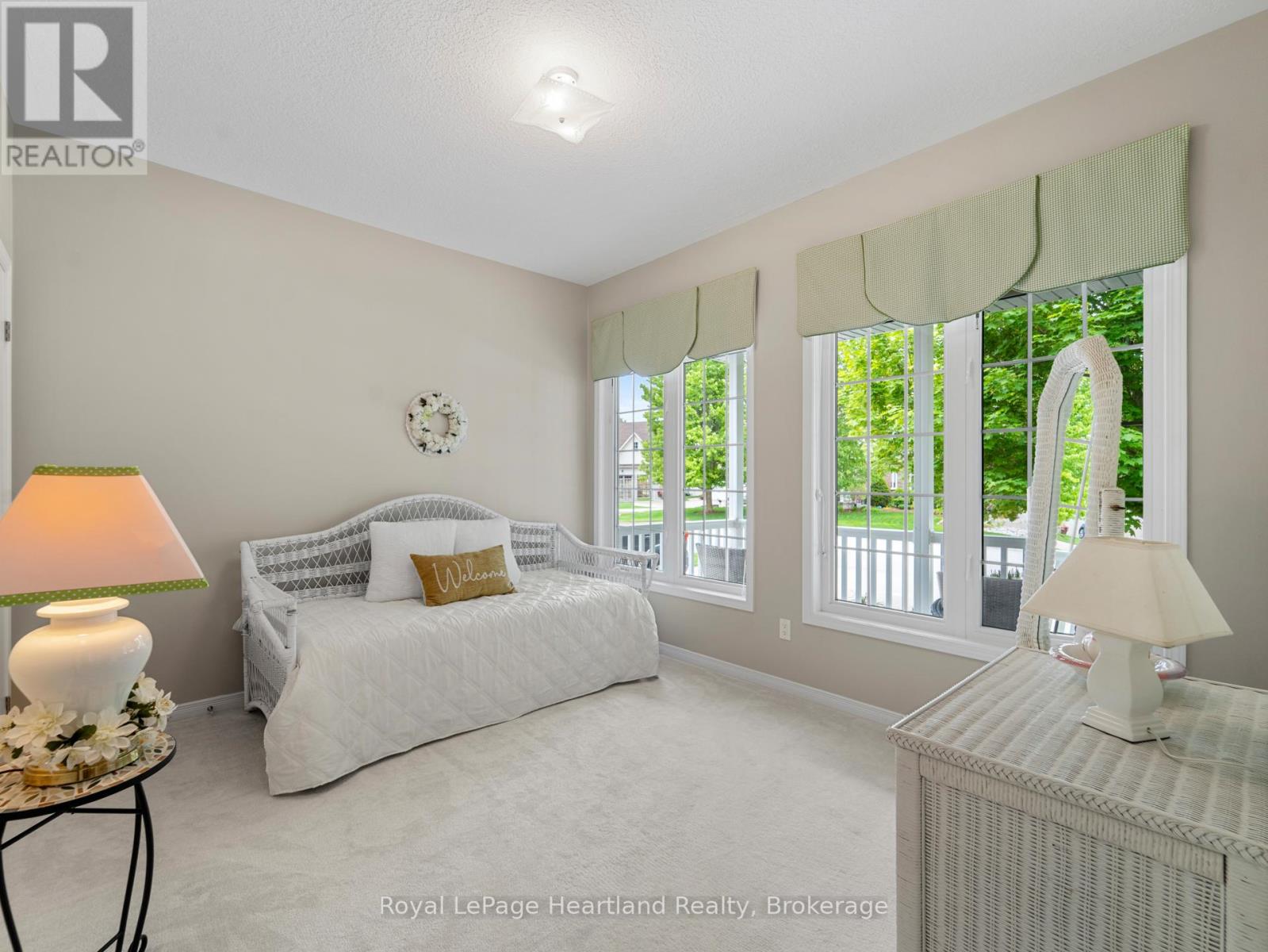 23 Stornoway Crescent, Huron East, Ontario  N0K 1W0 - Photo 14 - X12531740