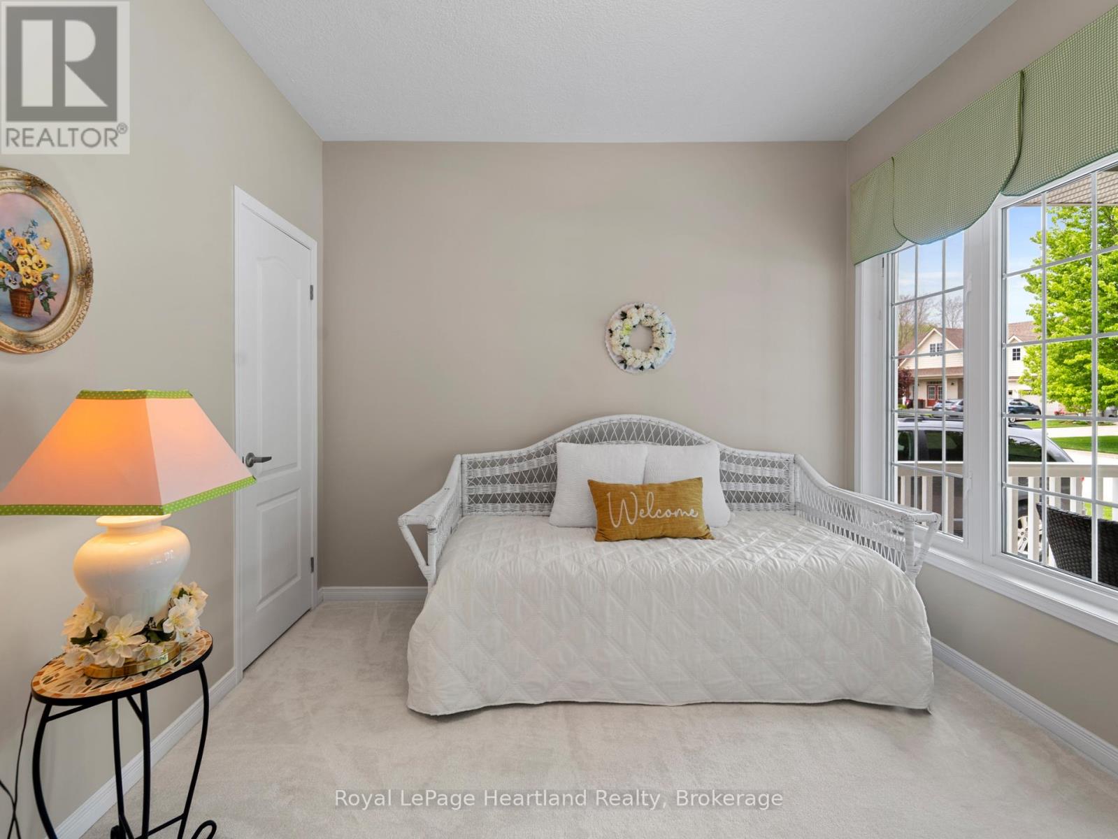 23 Stornoway Crescent, Huron East, Ontario  N0K 1W0 - Photo 15 - X12531740