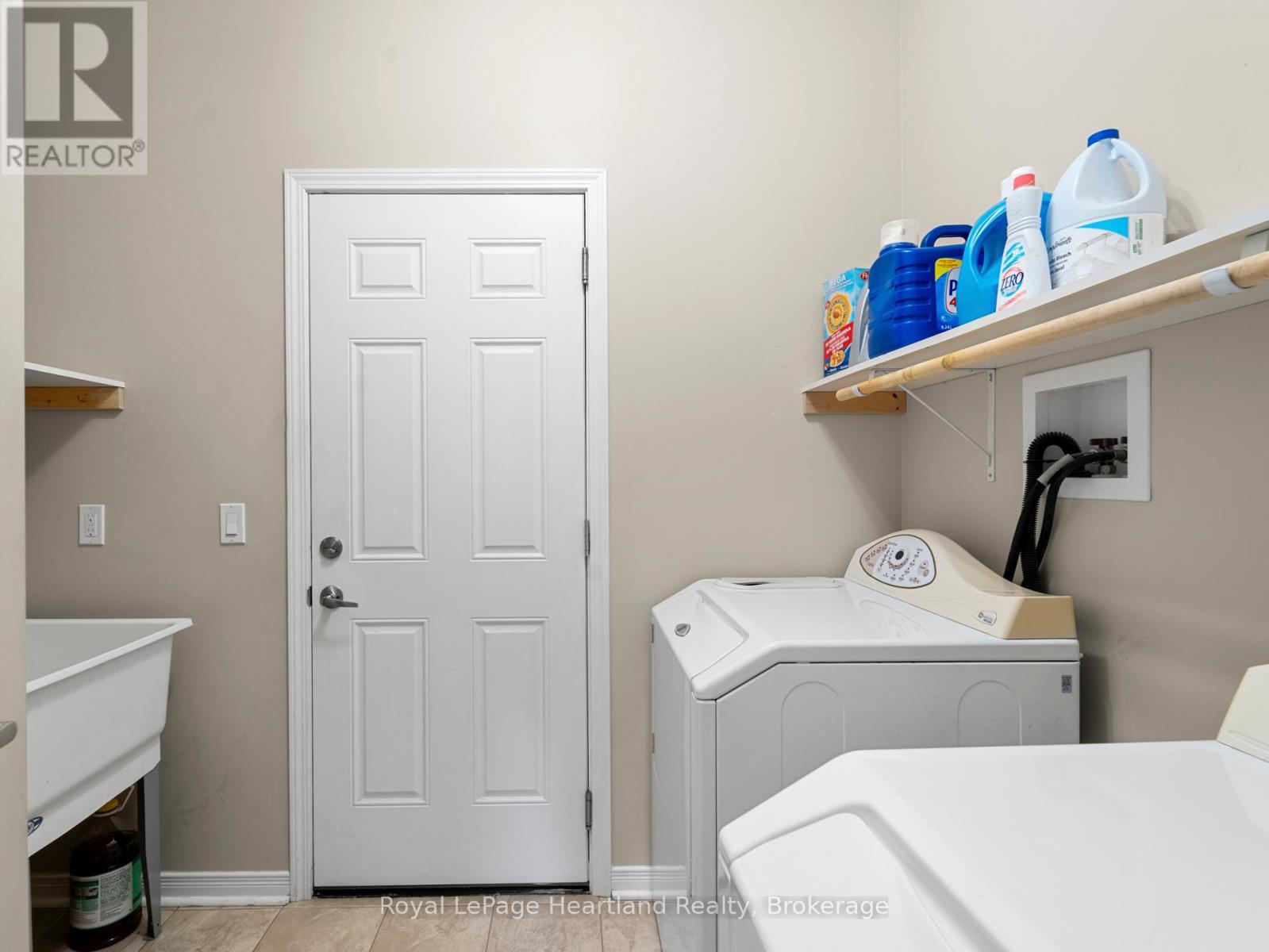 23 Stornoway Crescent, Huron East, Ontario  N0K 1W0 - Photo 28 - X12531740