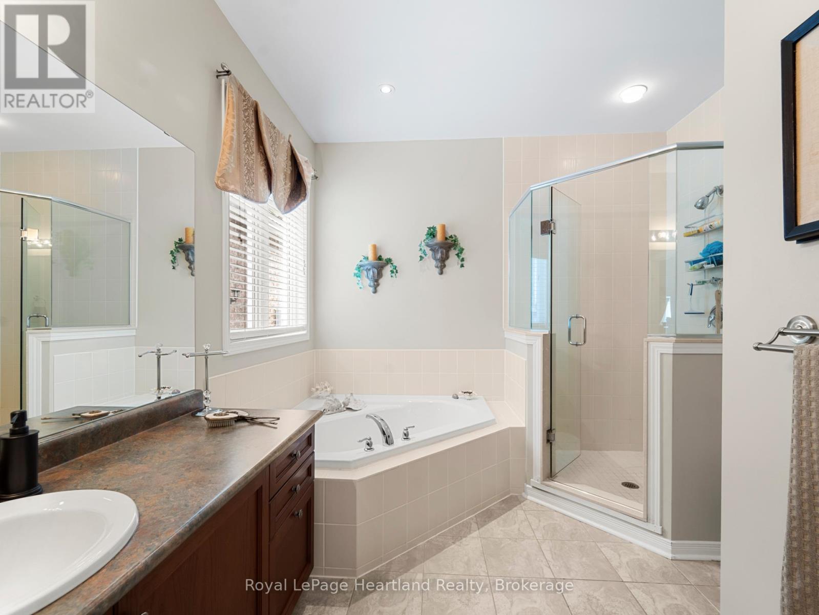 23 Stornoway Crescent, Huron East, Ontario  N0K 1W0 - Photo 32 - X12531740