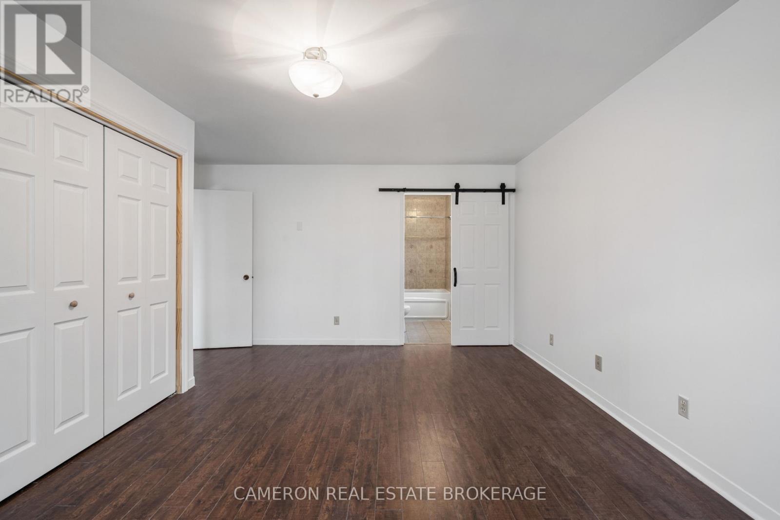 8 Head Street, South Glengarry, Ontario K0C 1N0 - Photo 16 - X12531756