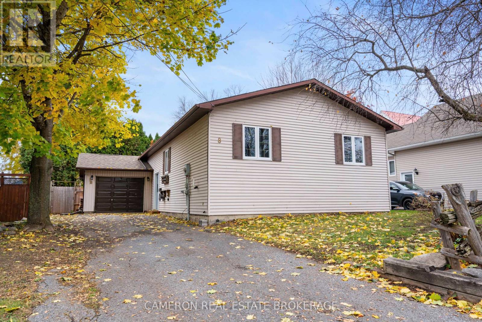 8 Head Street, South Glengarry, Ontario K0C 1N0 - Photo 2 - X12531756