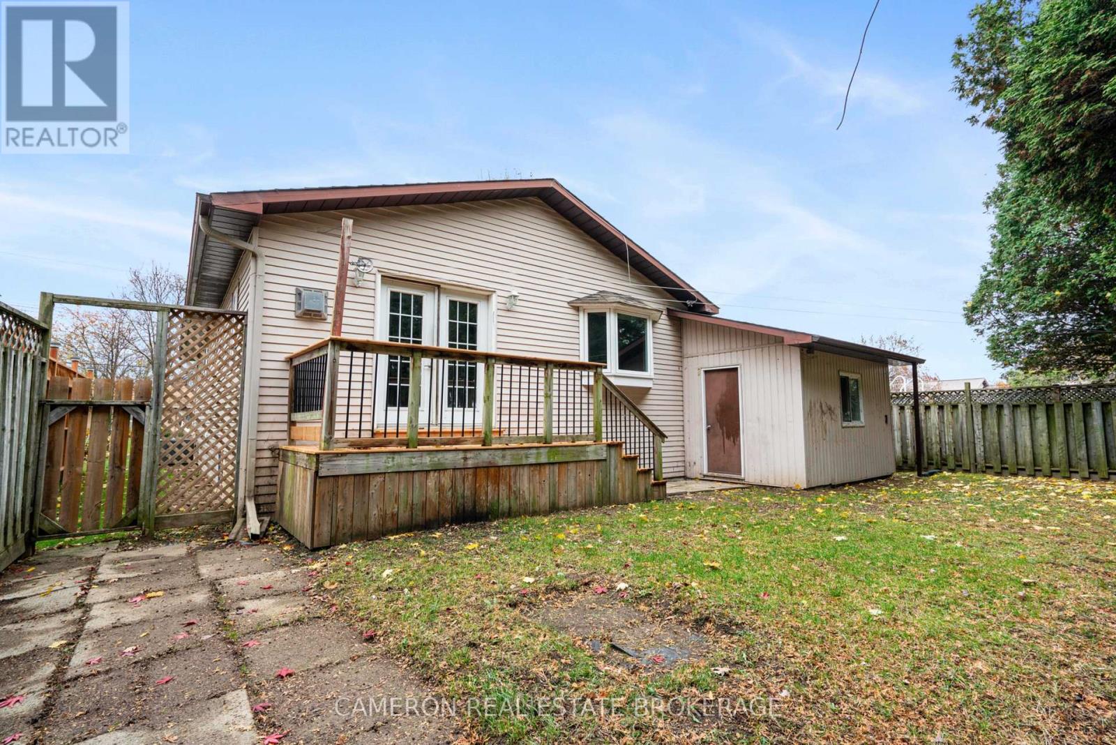 8 Head Street, South Glengarry, Ontario K0C 1N0 - Photo 29 - X12531756