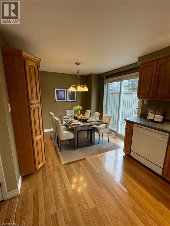 106 Cornerbrook Crescent, Waterloo, Ontario  N2V 1L2 - Photo 4 - 40787347