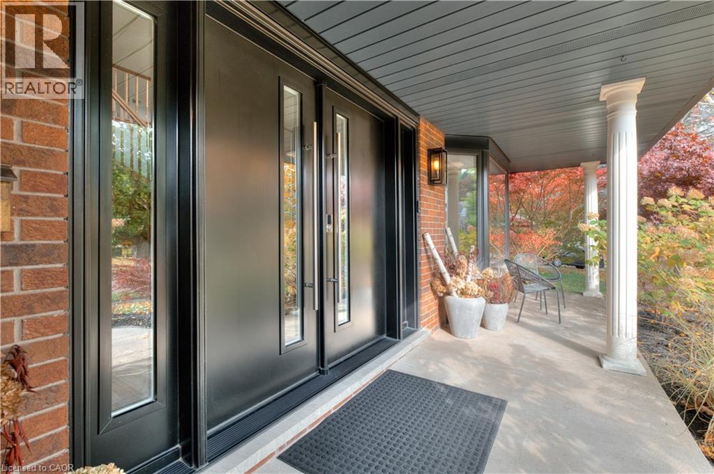 455 Winchester Drive, Waterloo, Ontario  N2T 1H6 - Photo 3 - 40785837