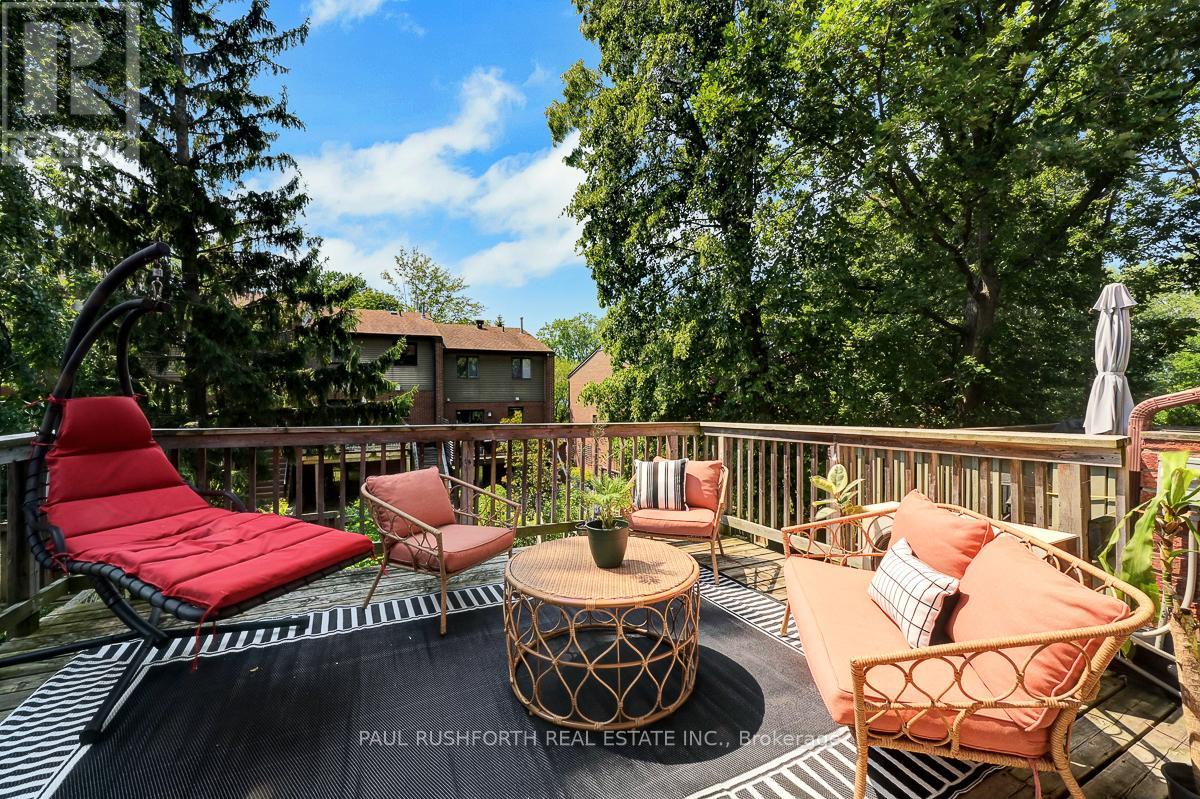 16 Oakley Avenue, Ottawa, Ontario  K2B 6M6 - Photo 15 - X12376960