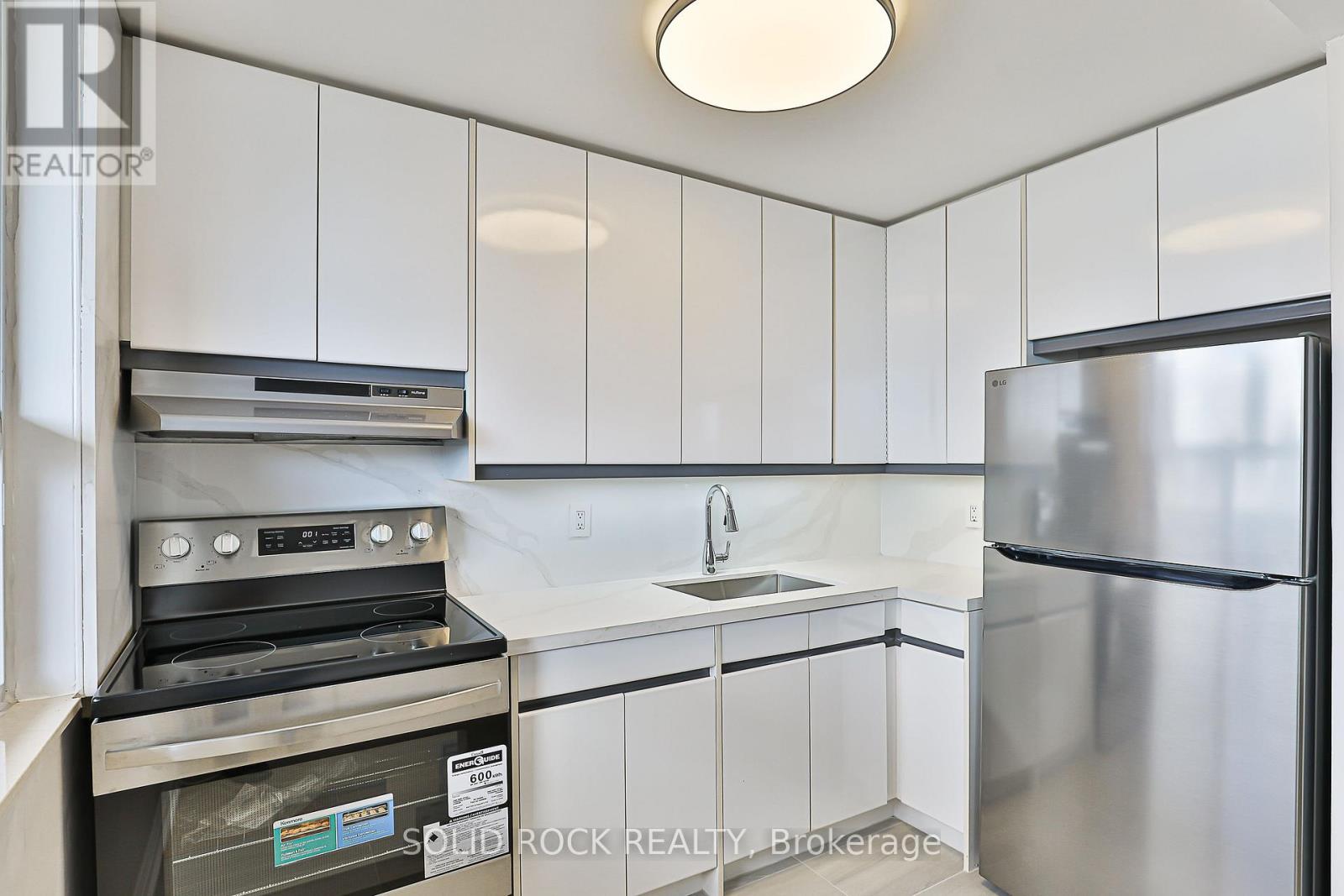 3111 - 40 Homewood Avenue, Toronto, Ontario  M4Y 2K2 - Photo 11 - C12531736