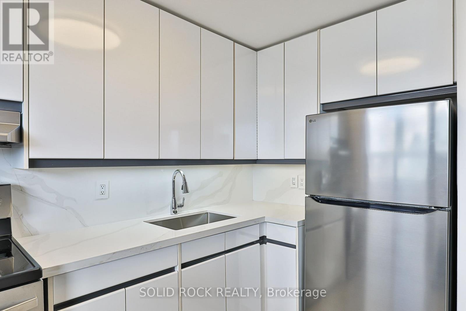 3111 - 40 Homewood Avenue, Toronto, Ontario  M4Y 2K2 - Photo 15 - C12531736