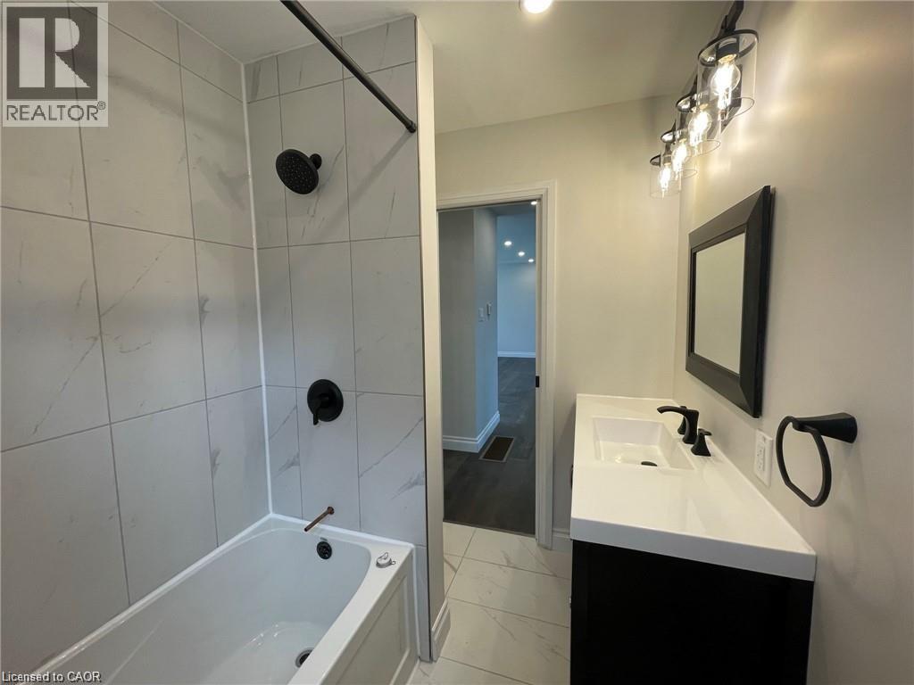 333 East 28th Street Unit# Main Floor, Hamilton, Ontario  L8V 3J4 - Photo 9 - 40787300