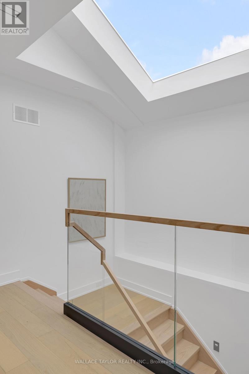 13 Knight Street, Toronto, Ontario  M4C 3K8 - Photo 22 - E12531718