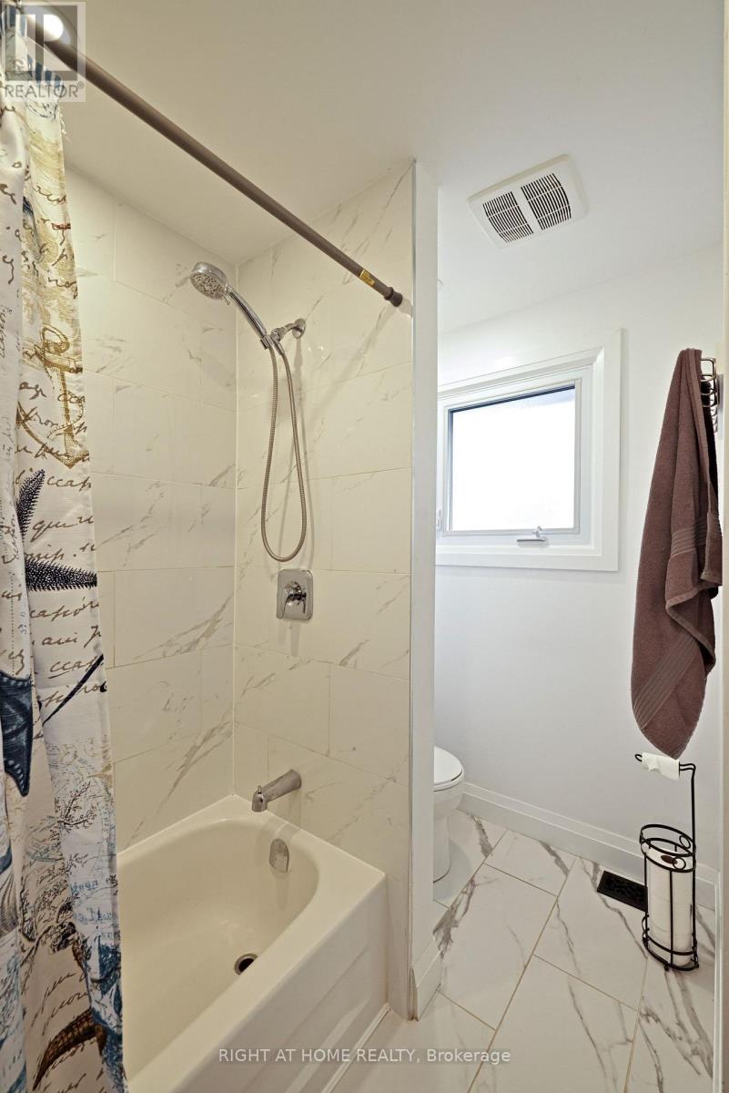 72 Claymore Crescent, Oshawa, Ontario  L1G 6G2 - Photo 14 - E12531808