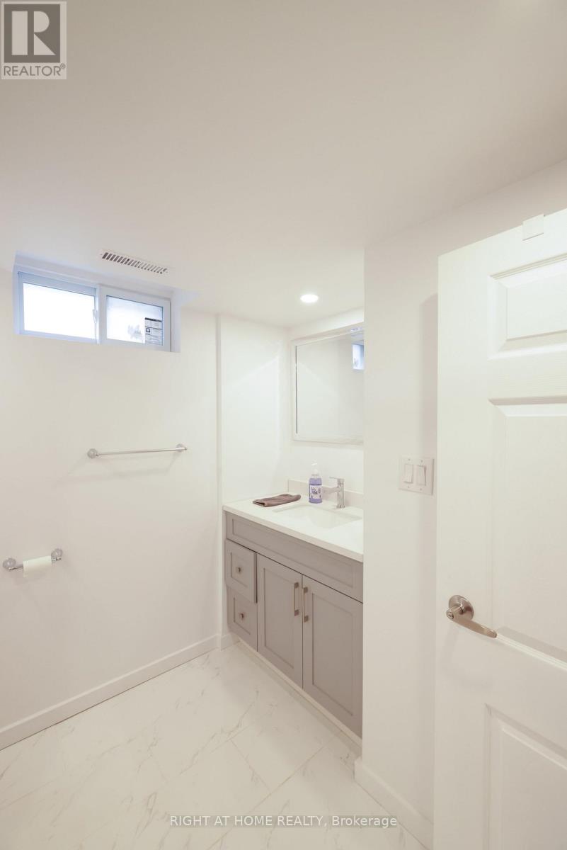 72 Claymore Crescent, Oshawa, Ontario  L1G 6G2 - Photo 15 - E12531808