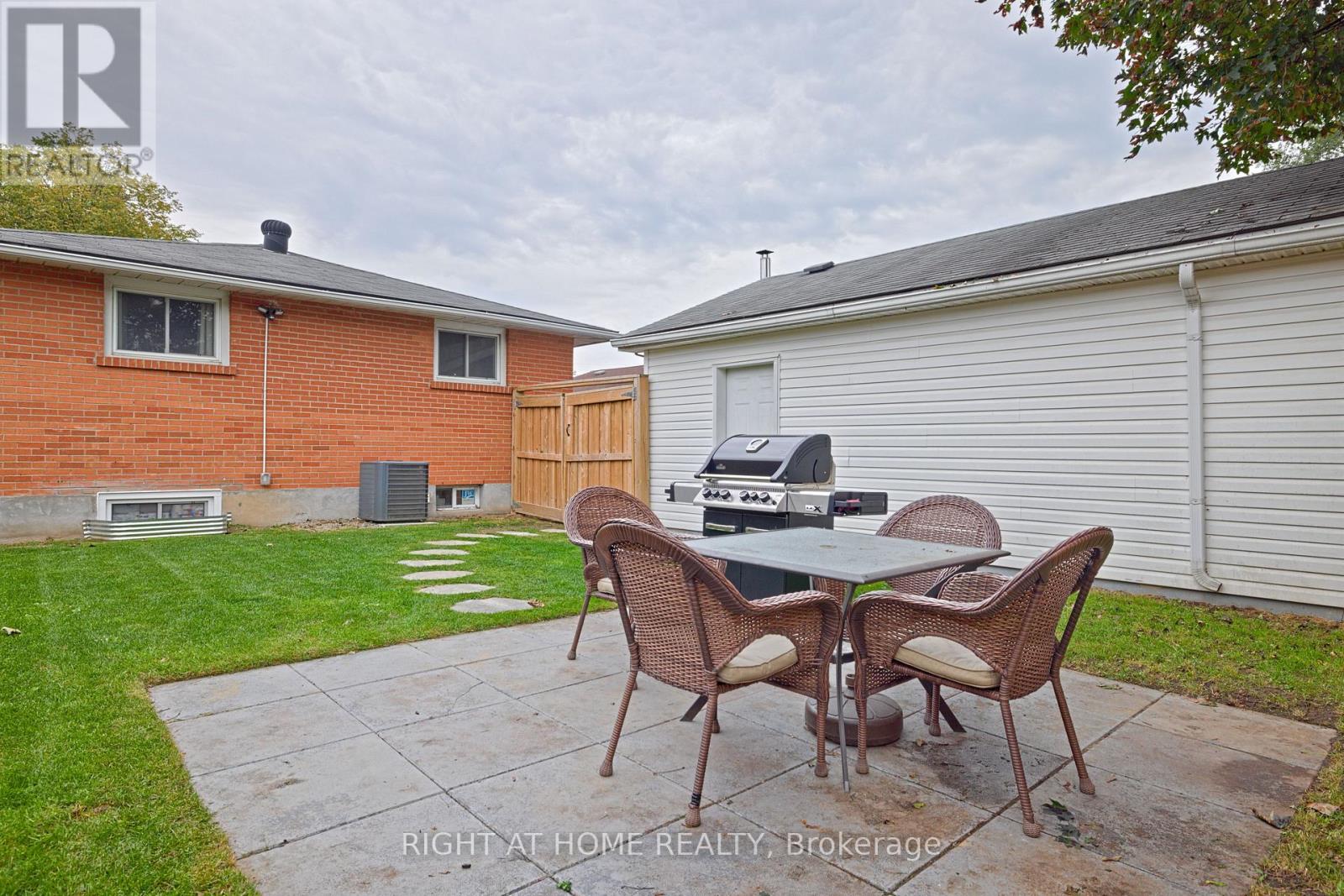 72 Claymore Crescent, Oshawa, Ontario  L1G 6G2 - Photo 31 - E12531808