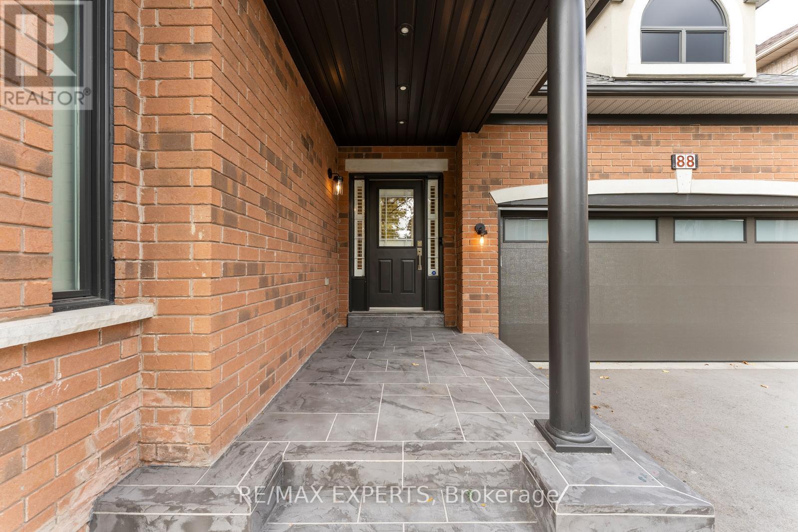 88 Arista Gate, Vaughan, Ontario  L4L 9H7 - Photo 2 - N12531734