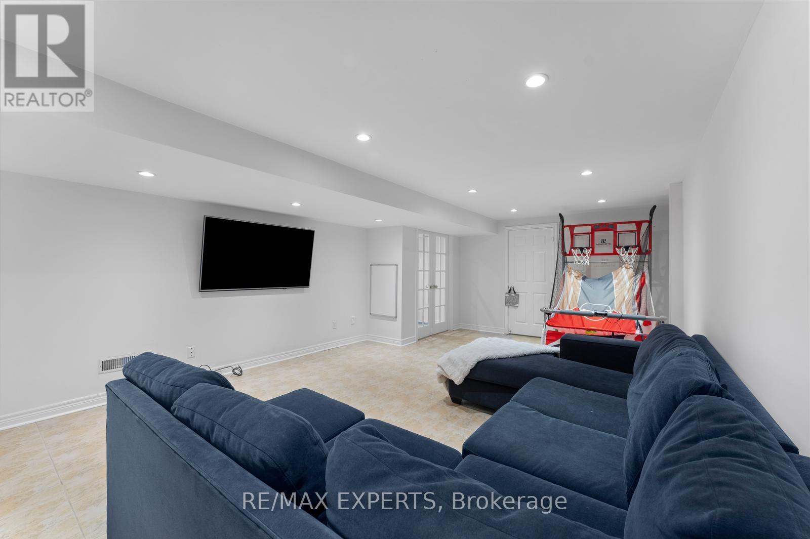 88 Arista Gate, Vaughan, Ontario  L4L 9H7 - Photo 30 - N12531734