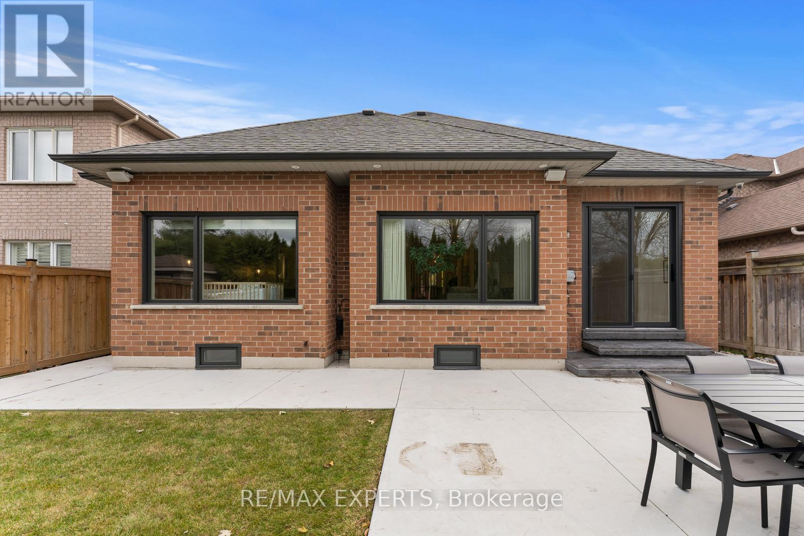 88 Arista Gate, Vaughan, Ontario  L4L 9H7 - Photo 37 - N12531734