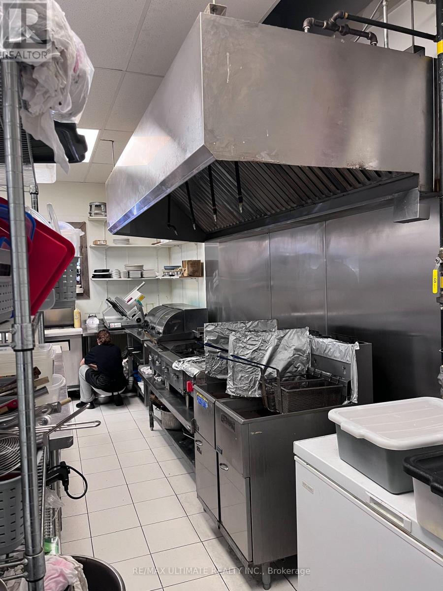 22 - 8707 Dufferin Street, Vaughan, Ontario  L4J 0A2 - Photo 2 - N12531812