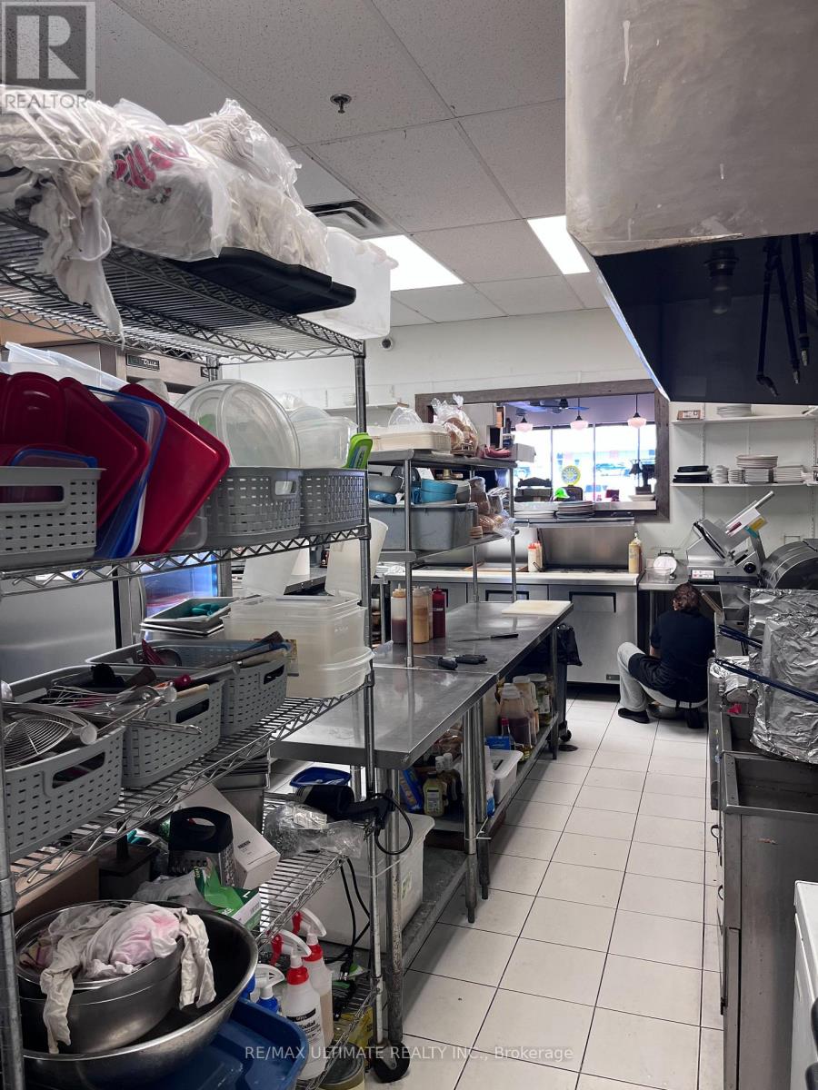 22 - 8707 Dufferin Street, Vaughan, Ontario  L4J 0A2 - Photo 4 - N12531812