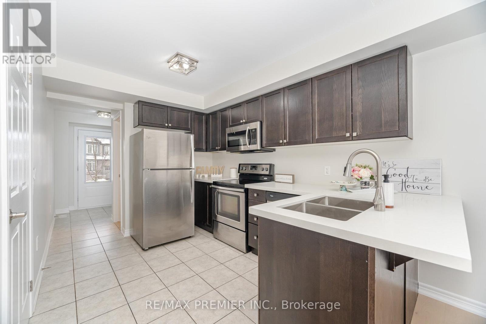 804 Cook Crescent, Shelburne, Ontario  L9V 3V3 - Photo 5 - X12523432