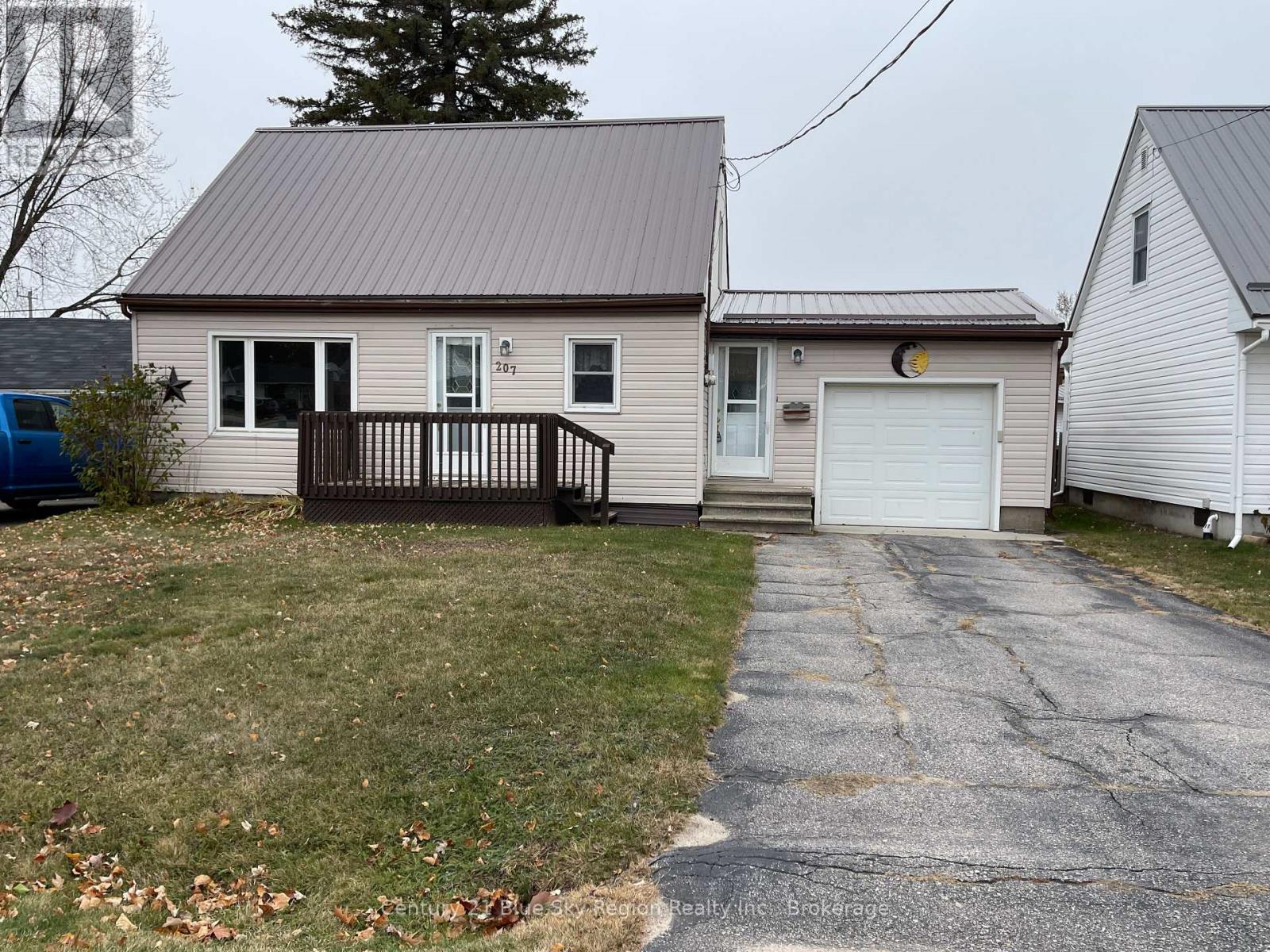 207 LEE AVENUE, North Bay, Ontario