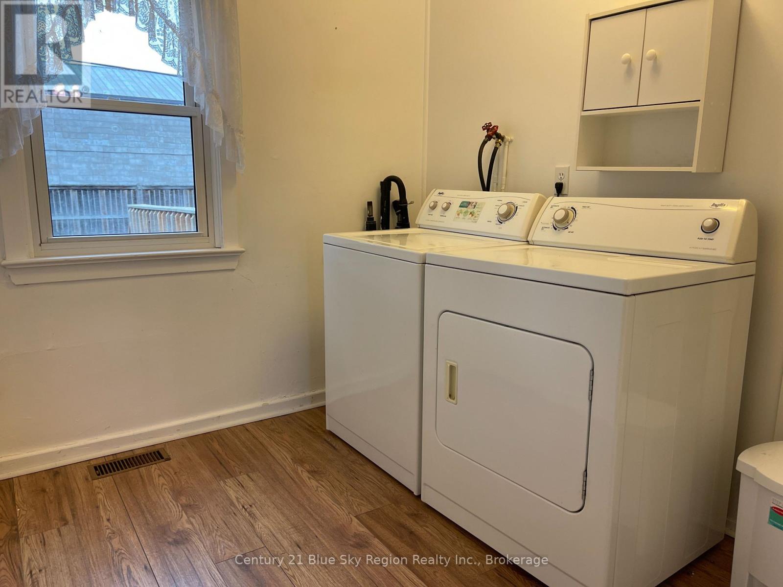 207 Lee Avenue, North Bay, Ontario P1A 2K4 - Photo 13 - X12531870