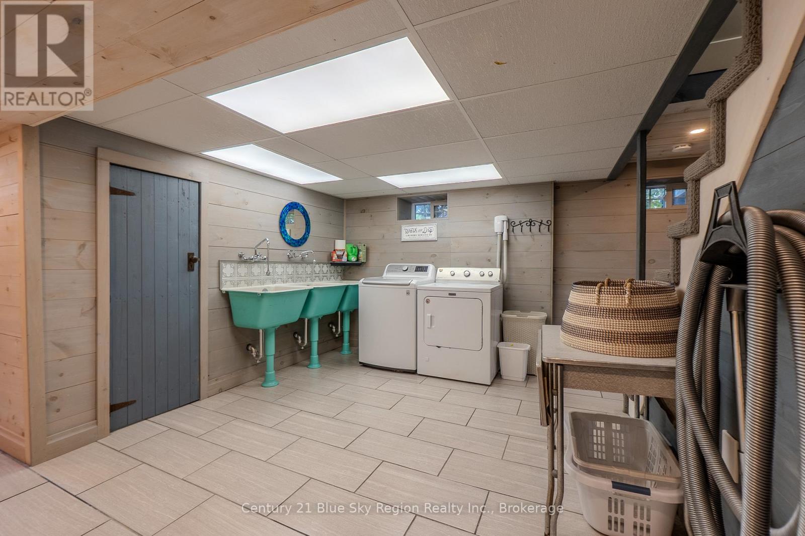 89 Nipissing Road, Markstay-Warren, Ontario  P0H 2N0 - Photo 32 - X12531954