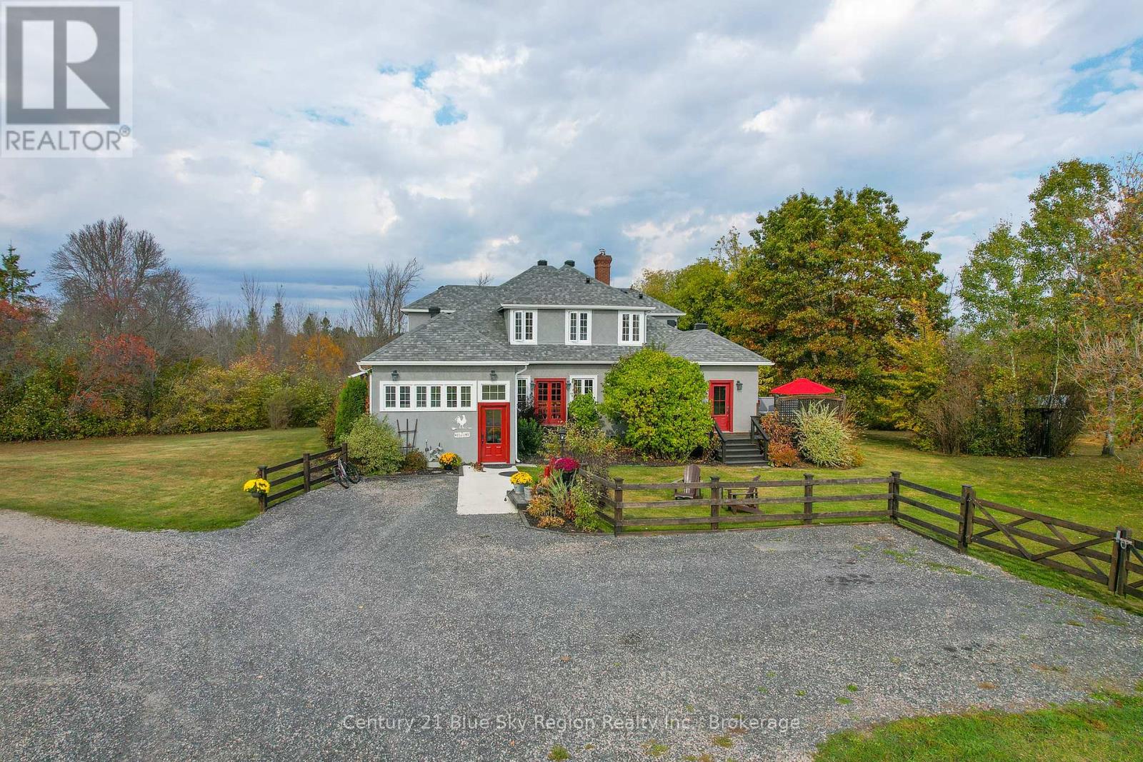 89 Nipissing Road, Markstay-Warren, Ontario  P0H 2N0 - Photo 5 - X12531954