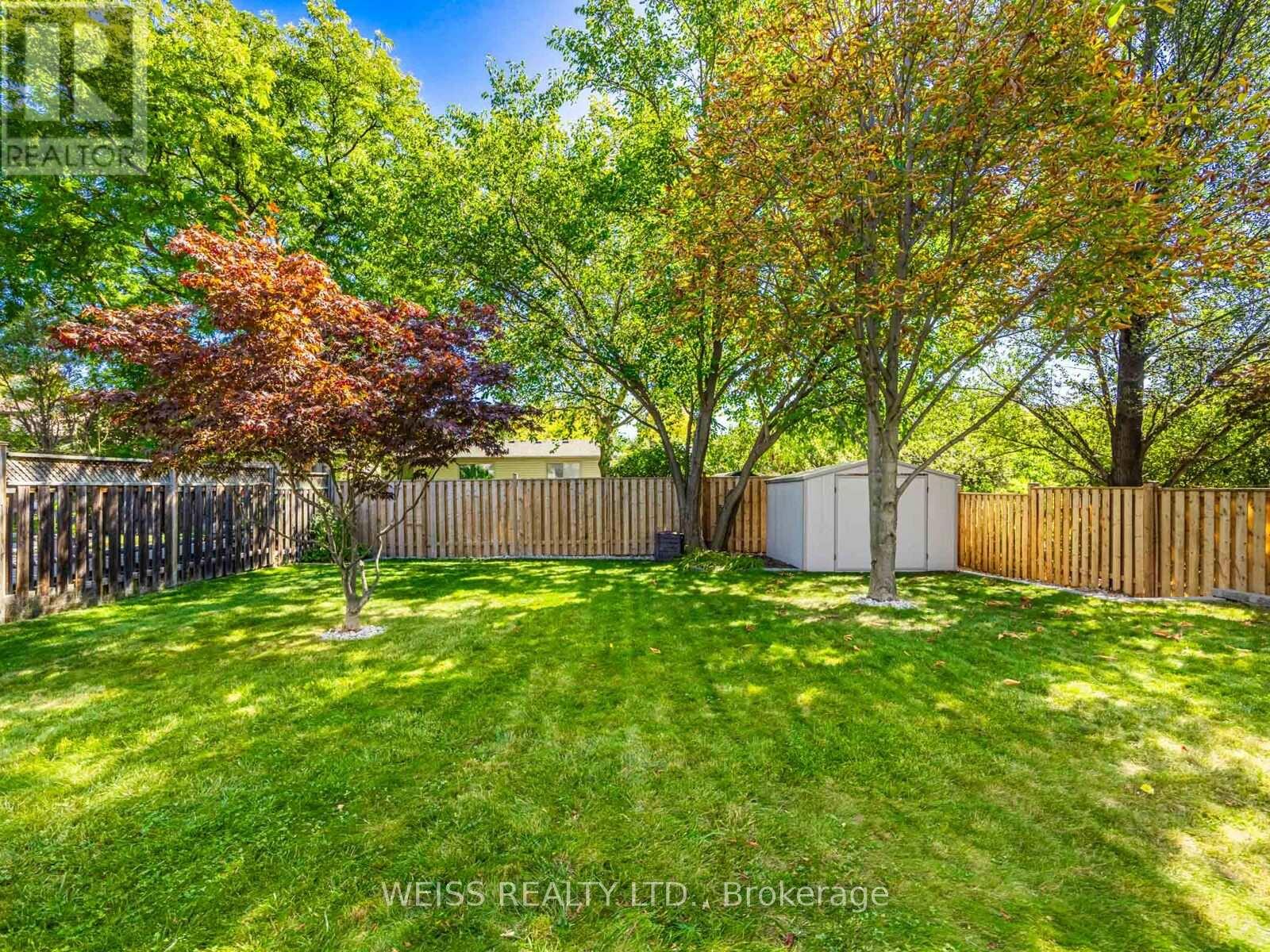 525 Karen Park Crescent, Mississauga, Ontario  L5A 3E1 - Photo 11 - W12531758