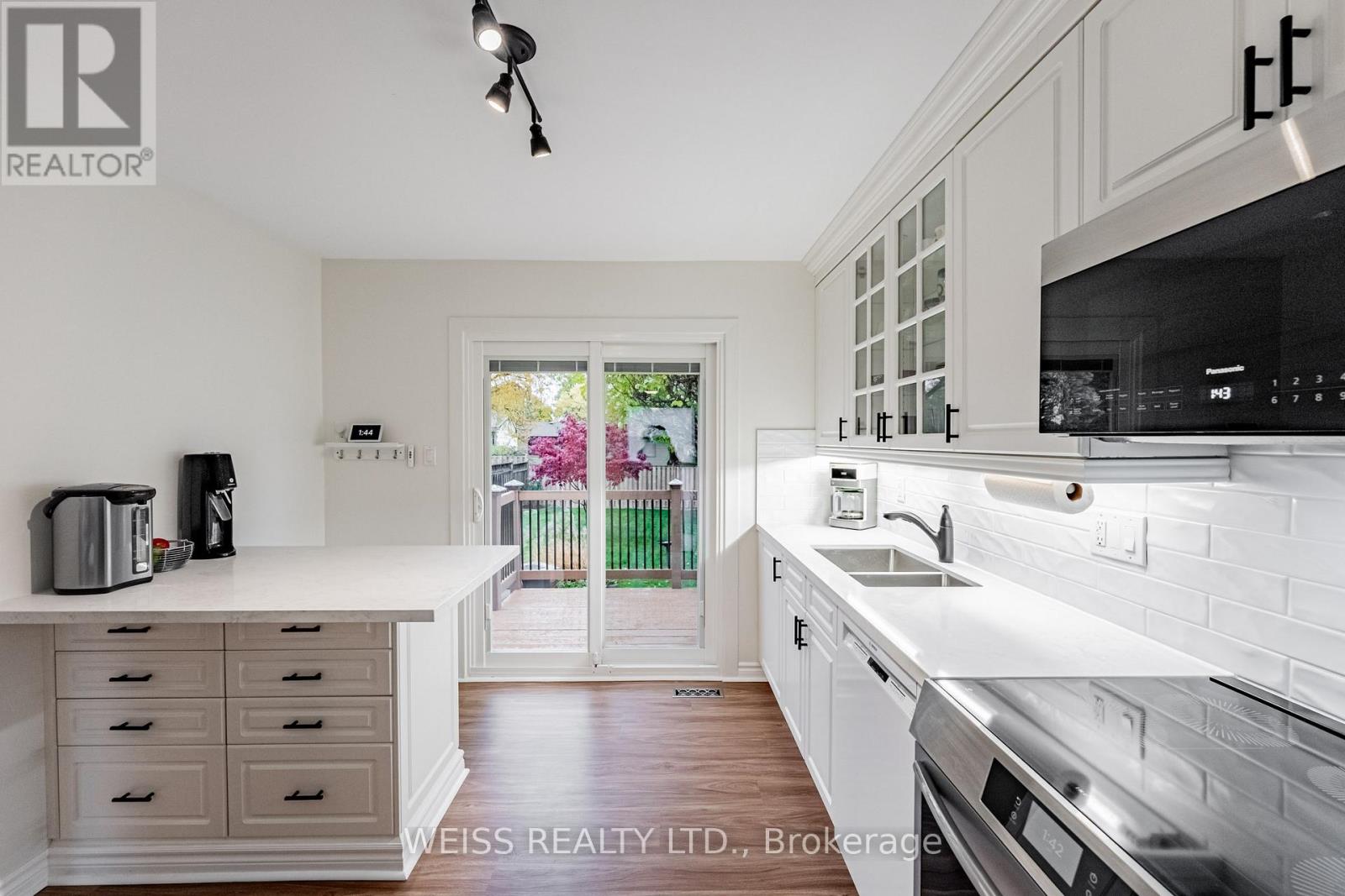 525 Karen Park Crescent, Mississauga, Ontario  L5A 3E1 - Photo 16 - W12531758