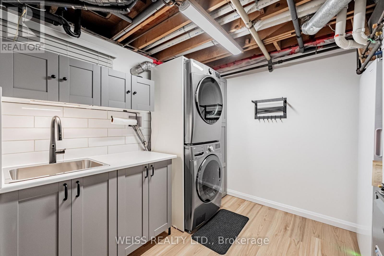 525 Karen Park Crescent, Mississauga, Ontario  L5A 3E1 - Photo 34 - W12531758