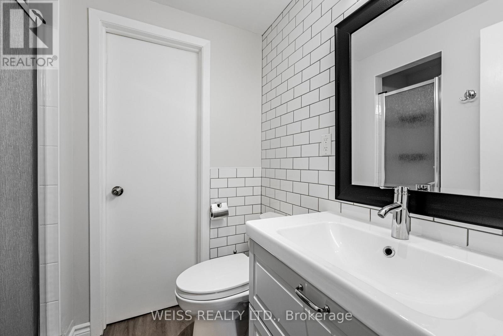 525 Karen Park Crescent, Mississauga, Ontario  L5A 3E1 - Photo 35 - W12531758