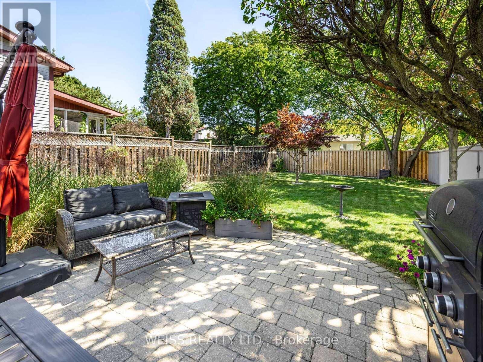 525 Karen Park Crescent, Mississauga, Ontario  L5A 3E1 - Photo 7 - W12531758