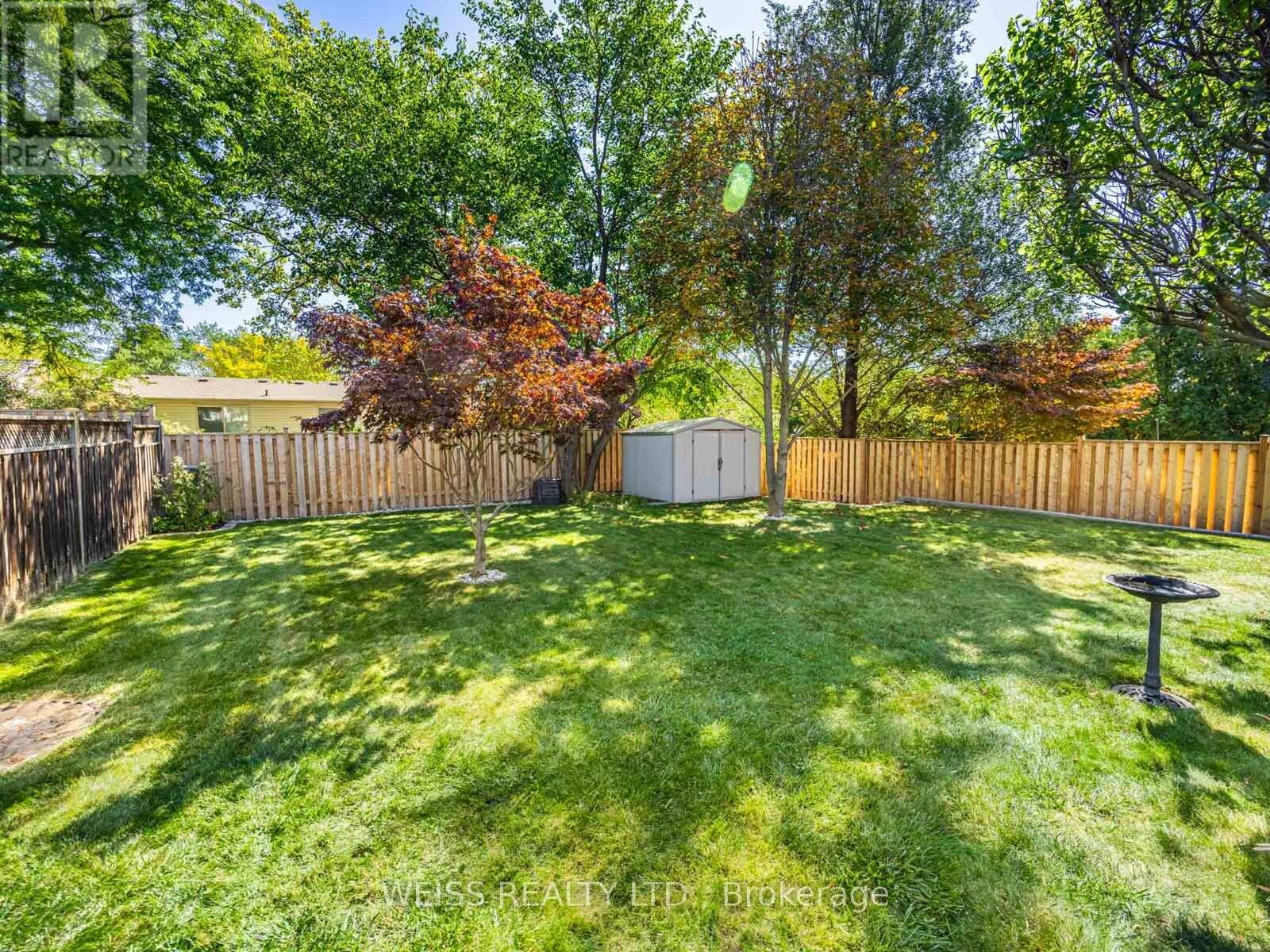 525 Karen Park Crescent, Mississauga, Ontario  L5A 3E1 - Photo 8 - W12531758