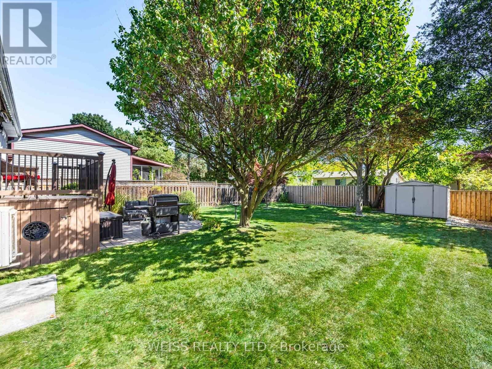 525 Karen Park Crescent, Mississauga, Ontario  L5A 3E1 - Photo 9 - W12531758