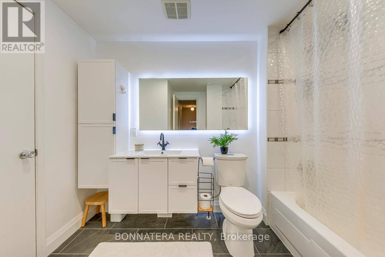 9 - 318 Laurier Avenue, Milton, Ontario  L9T 3M9 - Photo 17 - W12531760