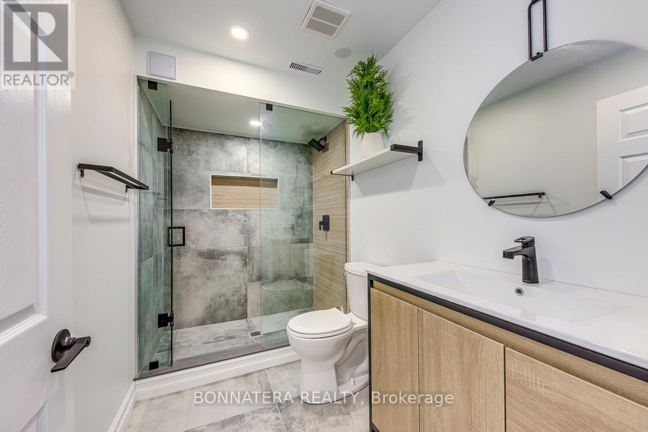 9 - 318 Laurier Avenue, Milton, Ontario  L9T 3M9 - Photo 20 - W12531760